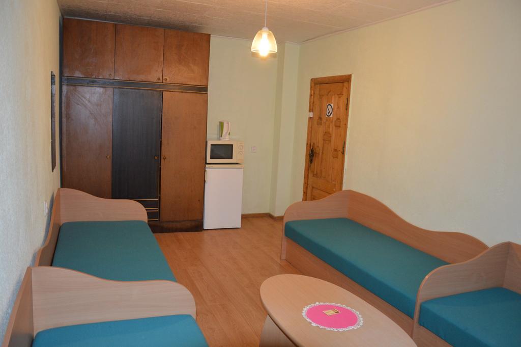Chernobyl Type Rooms In A Block Flat House Šiauliai 객실 사진